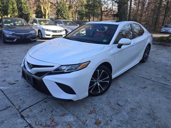 TOYOTA CAMRY 2018 4T1B11HK8JU638875 image TOYOTA CAMRY 2018 4T1B11HK8JU638875 image