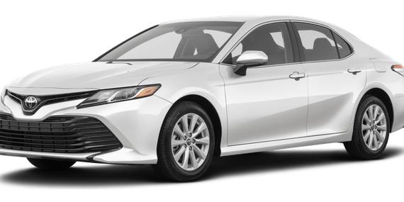 TOYOTA CAMRY 2018 4T1B11HK8JU575647 image