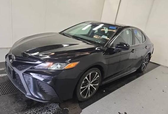 TOYOTA CAMRY 2018 4T1B11HK9JU020819 image