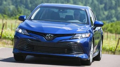 TOYOTA CAMRY 2018 4T1B11HK4JU079891 image