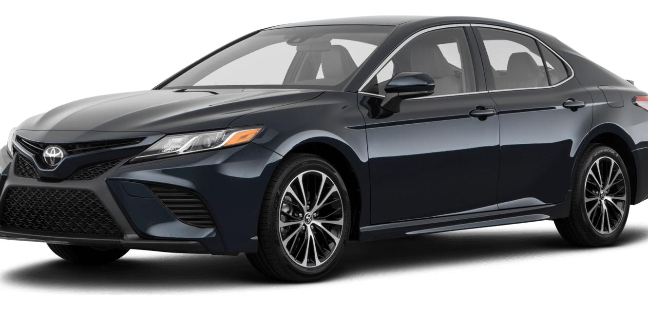 TOYOTA CAMRY 2018 4T1B11HK4JU067675 image