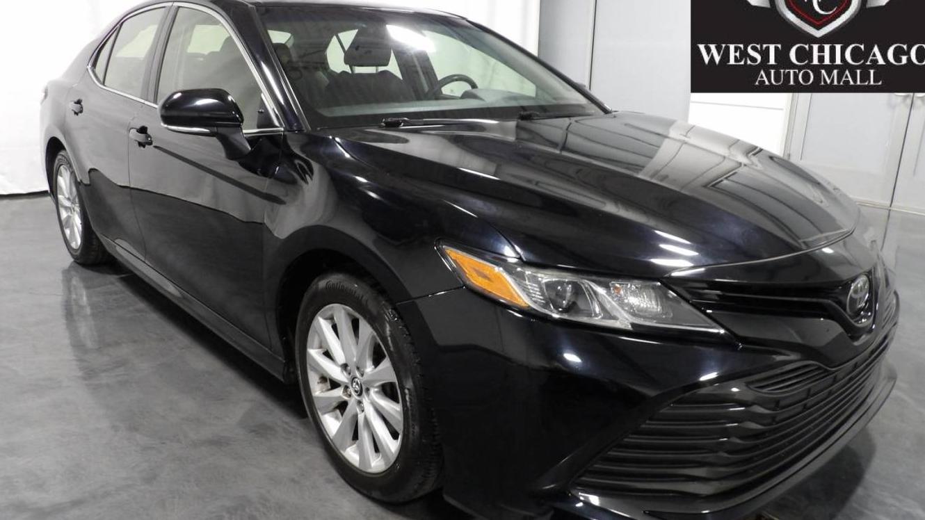 TOYOTA CAMRY 2018 JTNB11HK8J3005816 image