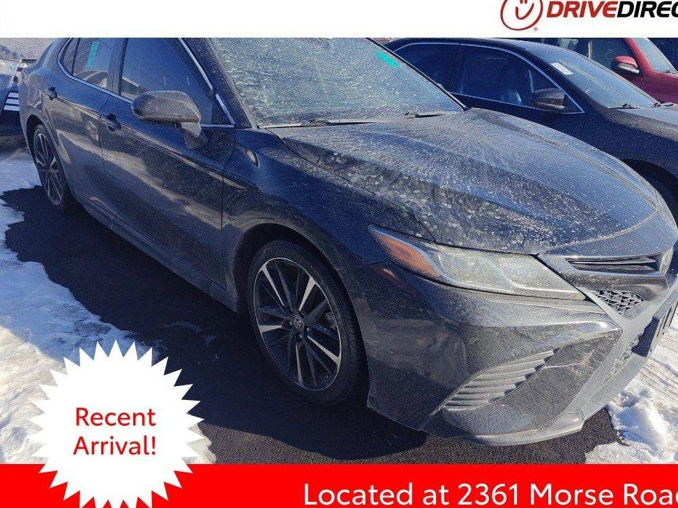 TOYOTA CAMRY 2018 JTNB11HK8J3026889 image