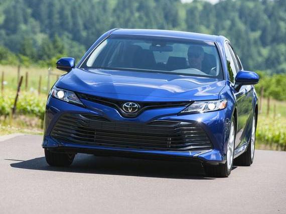 TOYOTA CAMRY 2018 4T1B11HK1JU092727 image TOYOTA CAMRY 2018 4T1B11HK1JU092727 image
