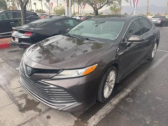 TOYOTA CAMRY 2018 4T1B21HK6JU003912 image