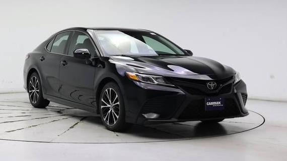TOYOTA CAMRY 2018 4T1B11HK5JU097770 image