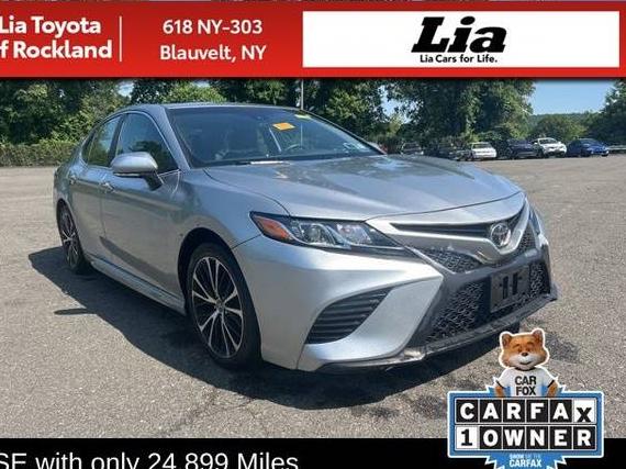 TOYOTA CAMRY 2018 4T1B11HK6JU531873 image