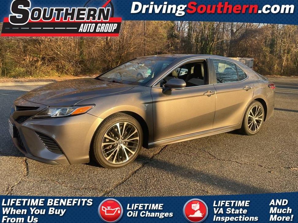 TOYOTA CAMRY 2018 4T1B11HK6JU021085 image