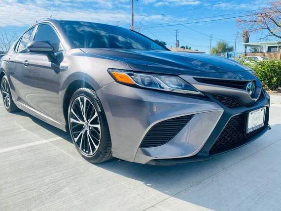 TOYOTA CAMRY 2018 4T1B21HK6JU003716 image TOYOTA CAMRY 2018 4T1B21HK6JU003716 image