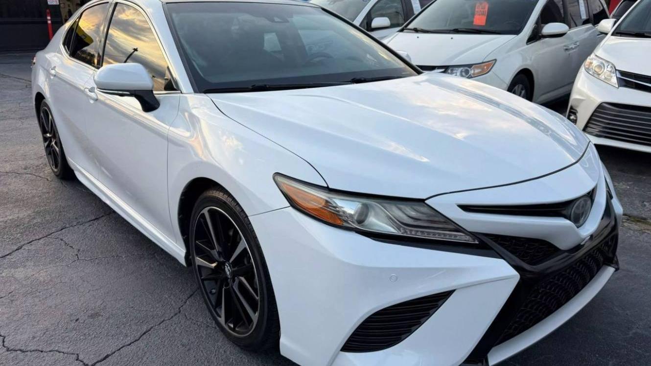 TOYOTA CAMRY 2018 4T1BZ1HK3JU011994 image