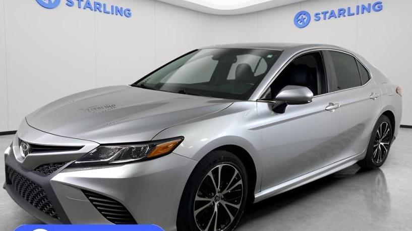 TOYOTA CAMRY 2018 JTNB11HK2J3036320 image