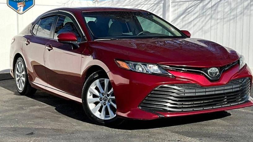 TOYOTA CAMRY 2018 4T1B11HK3JU671489 image