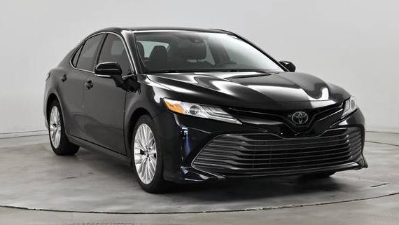 TOYOTA CAMRY 2018 4T1B11HK9JU106017 image