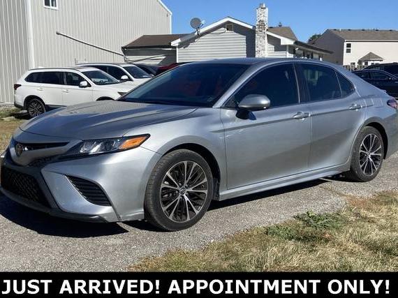 TOYOTA CAMRY 2018 4T1B11HK4JU640459 image TOYOTA CAMRY 2018 4T1B11HK4JU640459 image