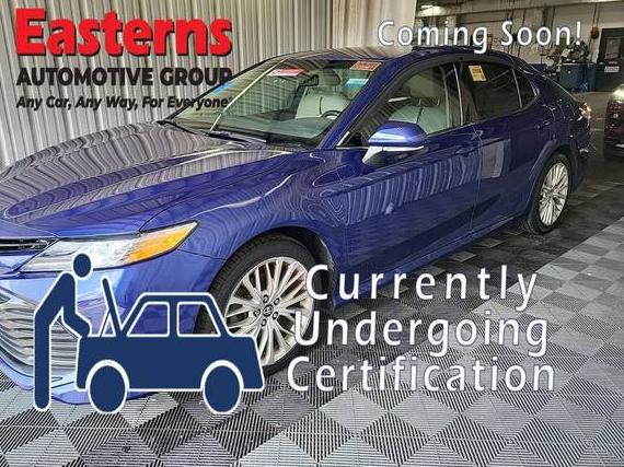 TOYOTA CAMRY 2018 4T1B11HK8JU537416 image