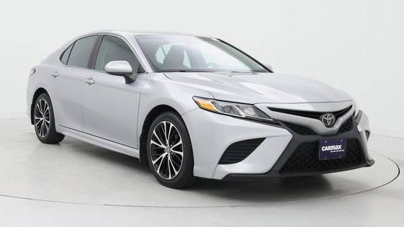 TOYOTA CAMRY 2018 4T1B11HK6JU136477 image
