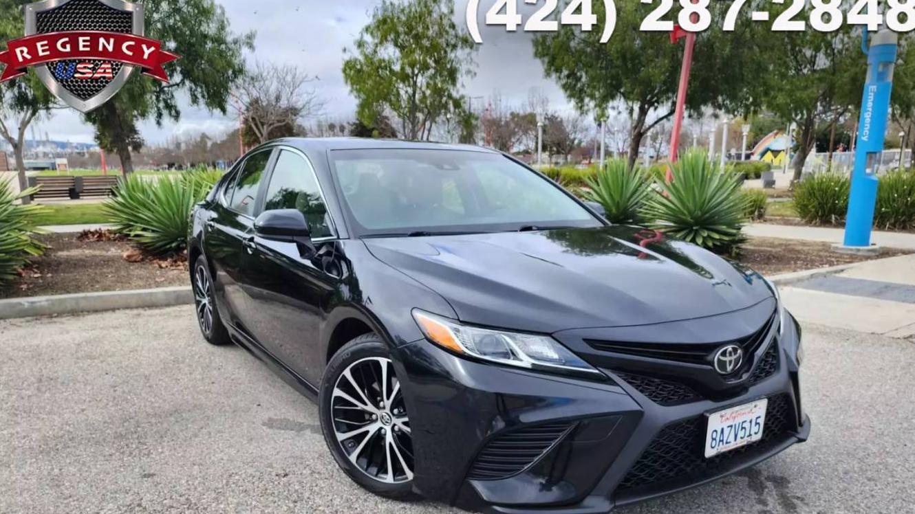 TOYOTA CAMRY 2018 JTNB11HK1J3021856 image