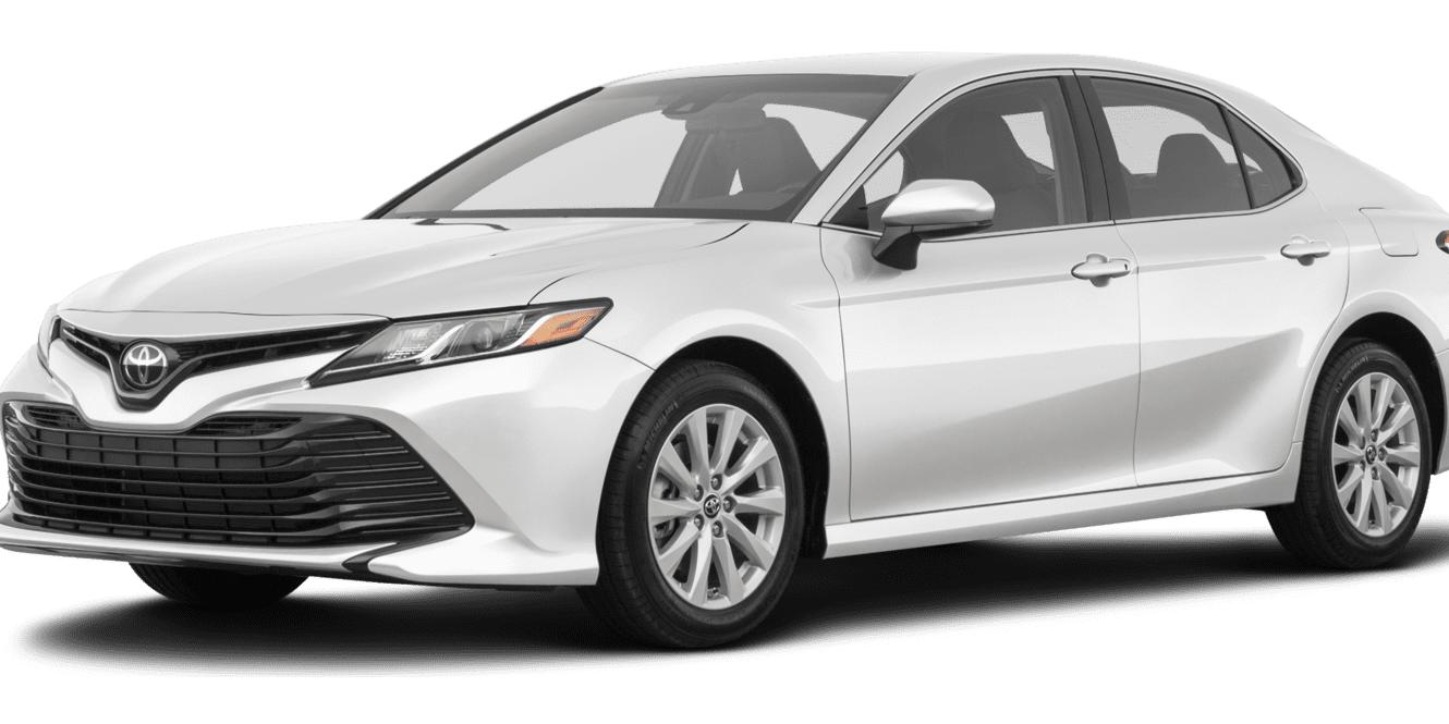 TOYOTA CAMRY 2018 4T1B11HK8JU062771 image