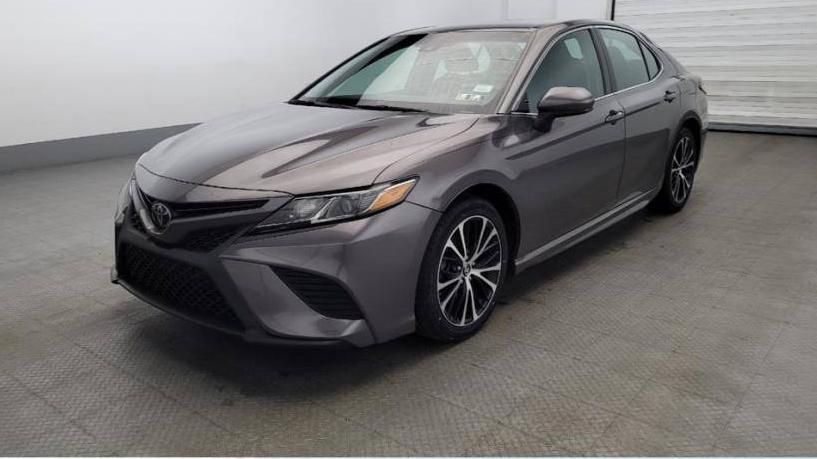 TOYOTA CAMRY 2018 4T1B11HK4JU659528 image