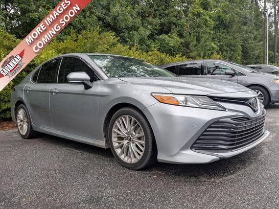 TOYOTA CAMRY 2018 4T1B11HK5JU053378 image