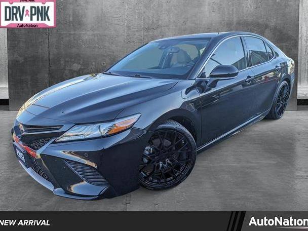 TOYOTA CAMRY 2018 4T1B61HK5JU028532 image