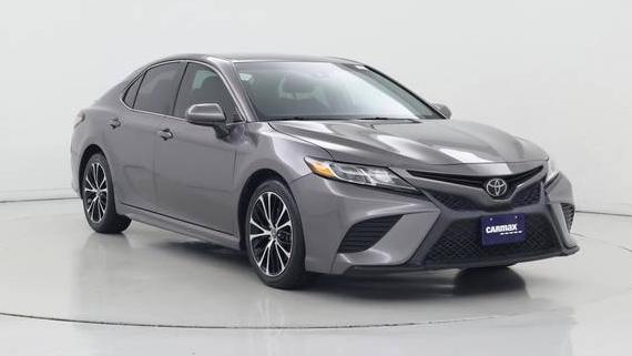TOYOTA CAMRY 2018 4T1B11HK8JU574403 image