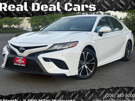 TOYOTA CAMRY 2018 JTNB11HK0J3006619 image