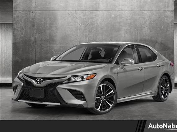 TOYOTA CAMRY 2018 4T1B61HK1JU011761 image