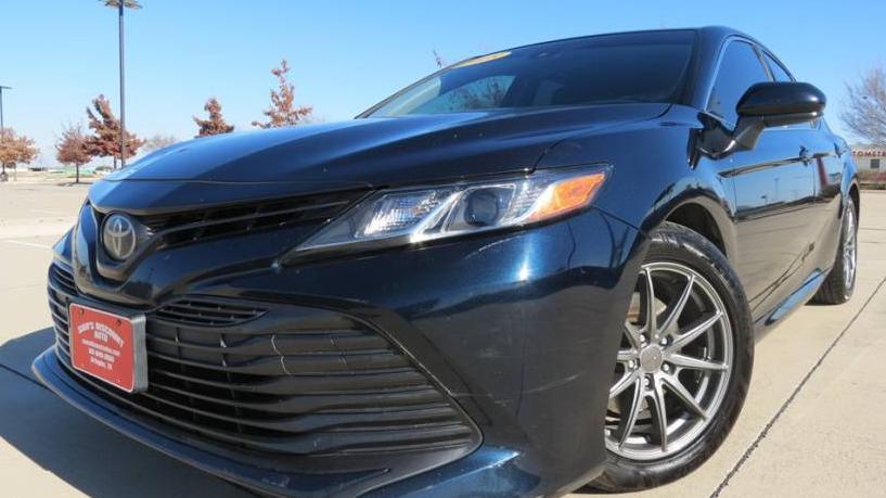 TOYOTA CAMRY 2018 JTNB11HK5J3012853 image