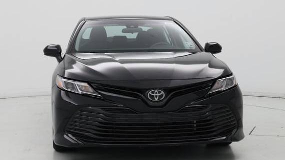 TOYOTA CAMRY 2018 4T1B11HK8JU530787 image