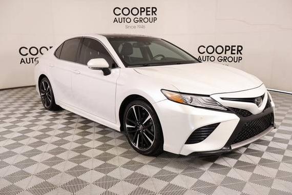 TOYOTA CAMRY 2018 4T1B61HKXJU022743 image