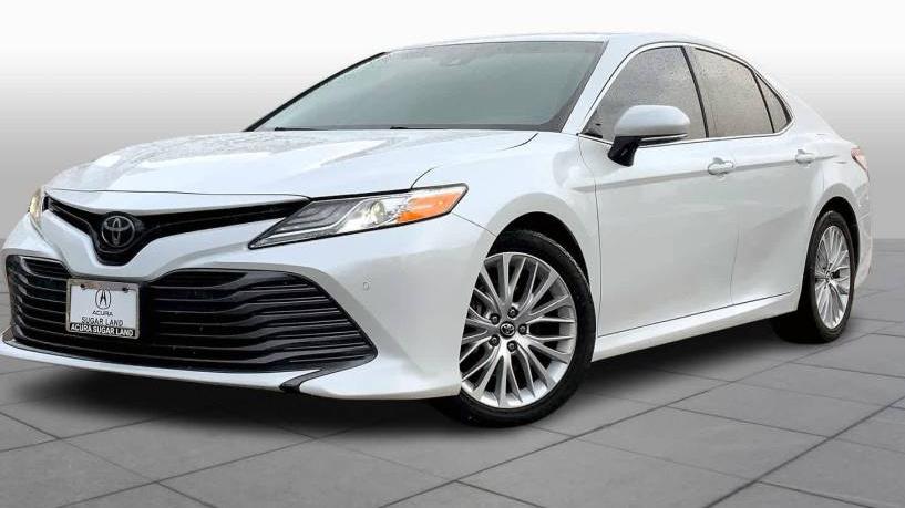 TOYOTA CAMRY 2018 4T1B11HK3JU107437 image