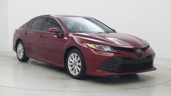 TOYOTA CAMRY 2018 4T1B11HK8JU514878 image