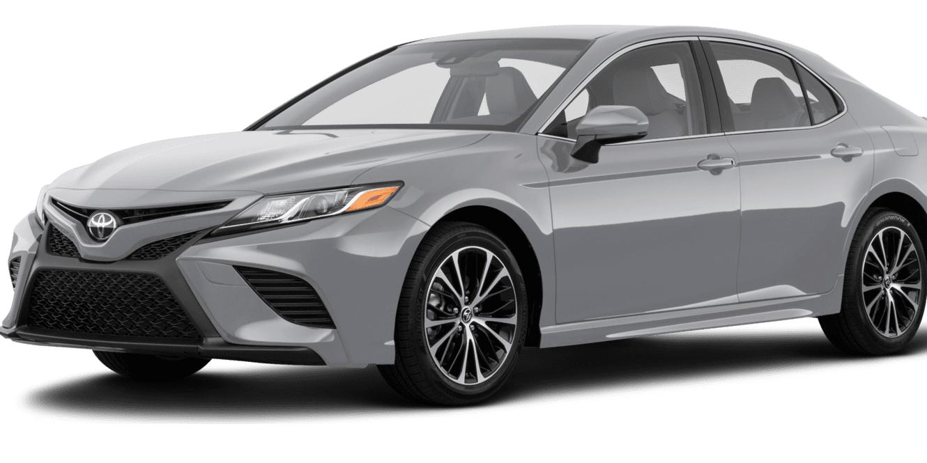 TOYOTA CAMRY 2018 4T1B61HK4JU055642 image