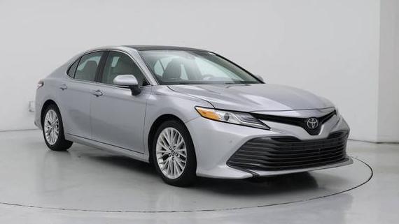 TOYOTA CAMRY 2018 4T1B11HK9JU505686 image