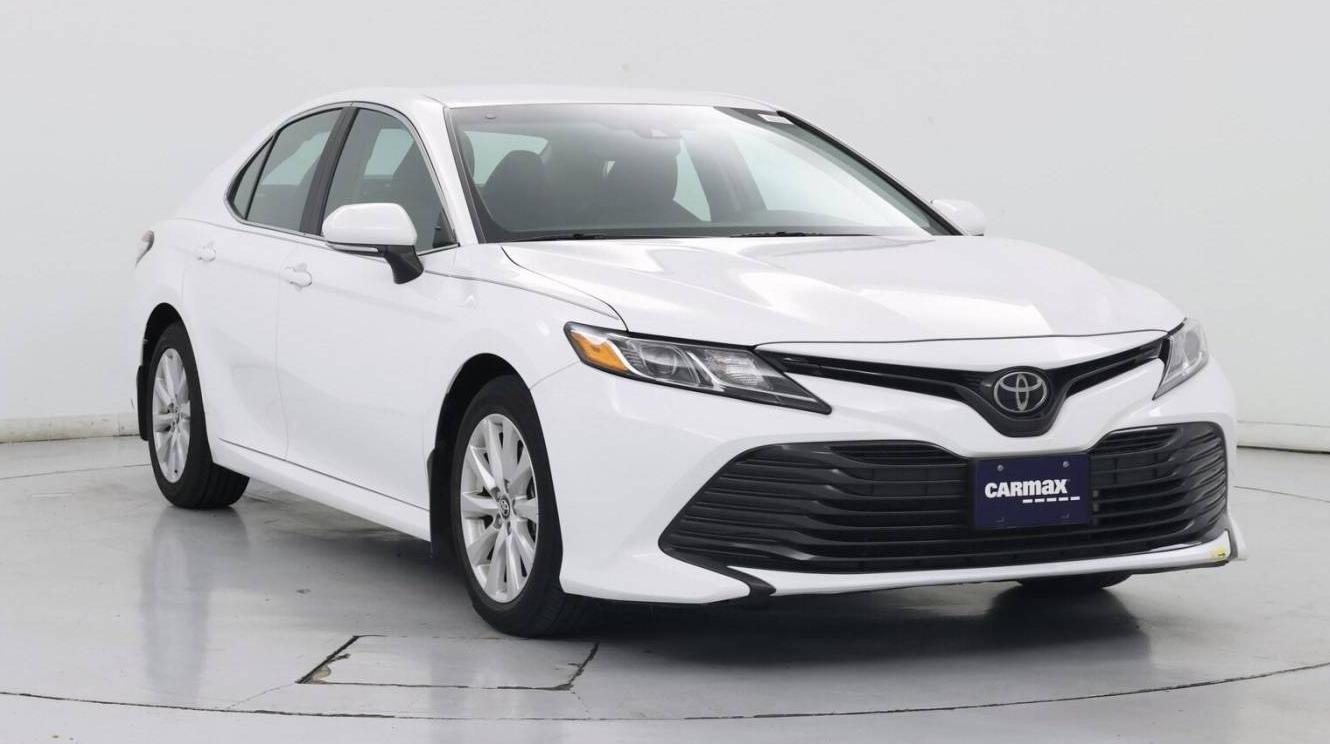 TOYOTA CAMRY 2018 4T1B11HK0JU634366 image