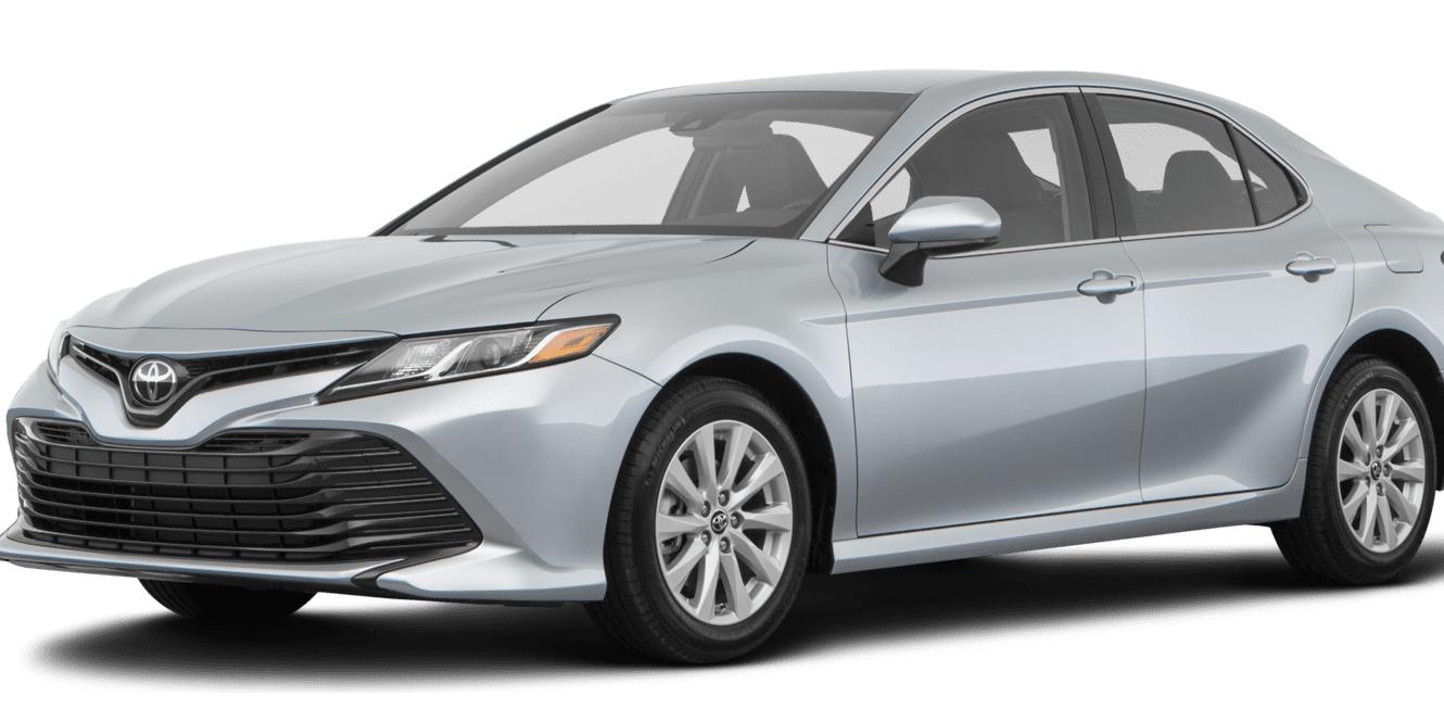 TOYOTA CAMRY 2018 4T1B11HK2JU112712 image