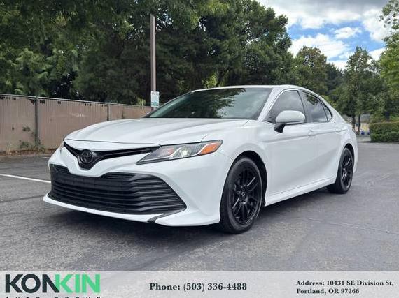 TOYOTA CAMRY 2018 JTNB11HK3J3001057 image