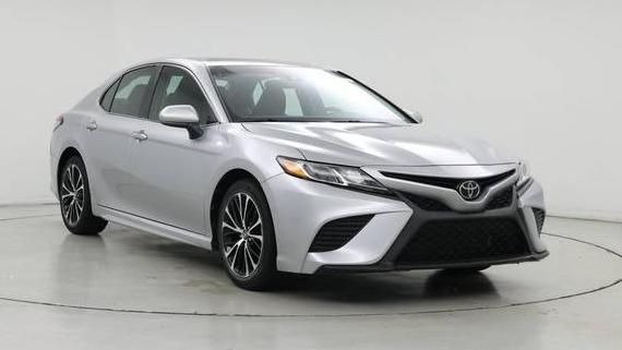 TOYOTA CAMRY 2018 4T1B11HK6JU641046 image