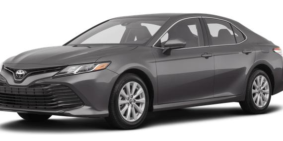 TOYOTA CAMRY 2018 4T1B11HKXJU061251 image