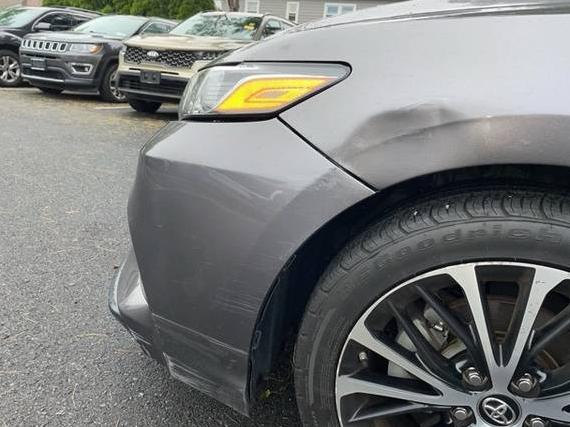 TOYOTA CAMRY 2018 4T1B11HK3JU668642 image