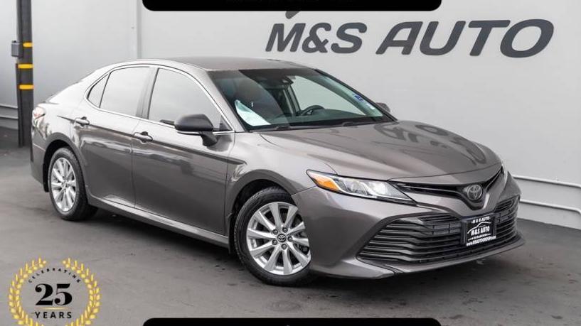 TOYOTA CAMRY 2018 4T1B11HK4JU089336 image