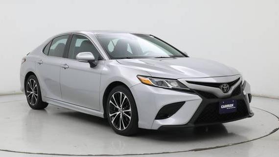 TOYOTA CAMRY 2018 4T1B11HK6JU027064 image