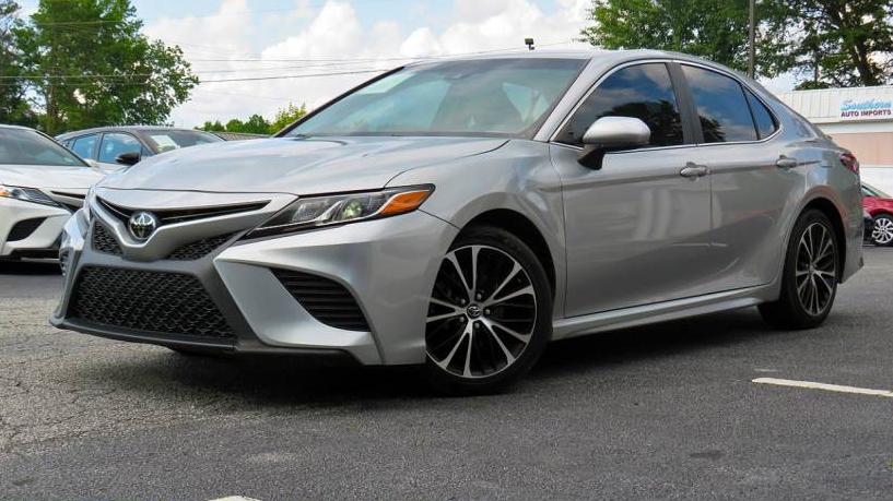 TOYOTA CAMRY 2018 4T1B11HK8JU009813 image