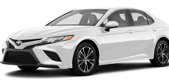 TOYOTA CAMRY 2018 4T1B11HK8JU042732 image