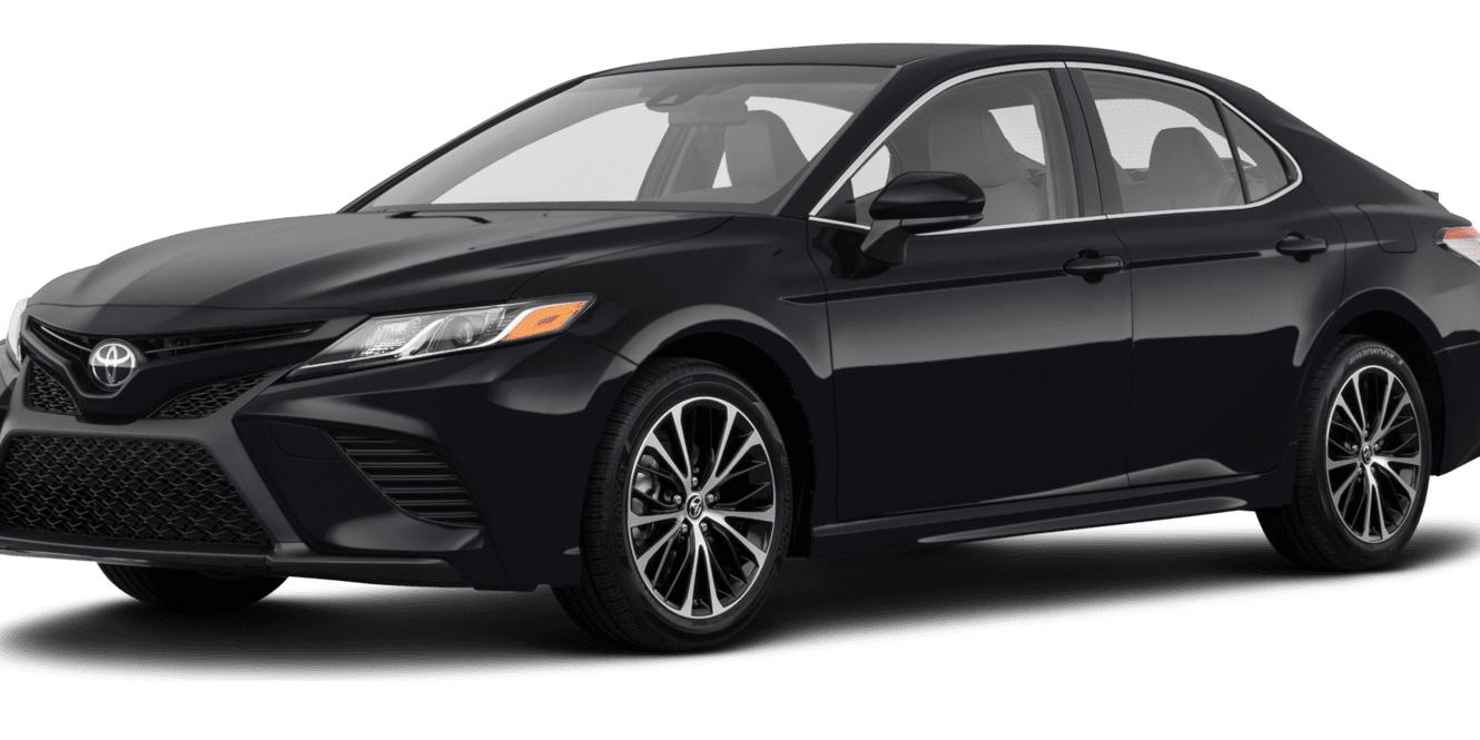 TOYOTA CAMRY 2018 4T1B11HK0JU577022 image