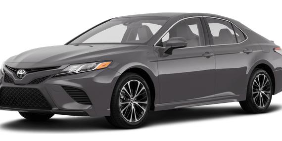 TOYOTA CAMRY 2018 4T1B11HK0JU572614 image