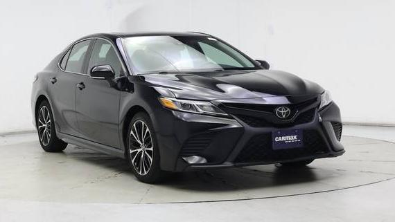 TOYOTA CAMRY 2018 4T1B11HK2JU027711 image TOYOTA CAMRY 2018 4T1B11HK2JU027711 image