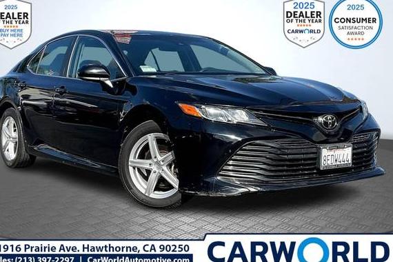 TOYOTA CAMRY 2018 4T1B11HK2JU119790 image