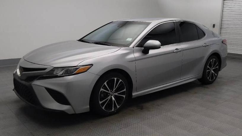 TOYOTA CAMRY 2018 4T1B11HK2JU585770 image